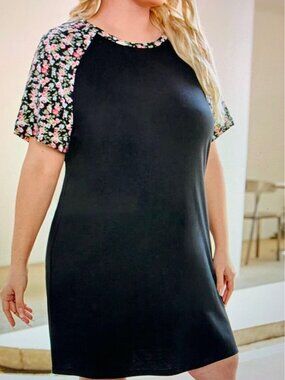 Ladies OXS (12) T shirt style dress 10.00